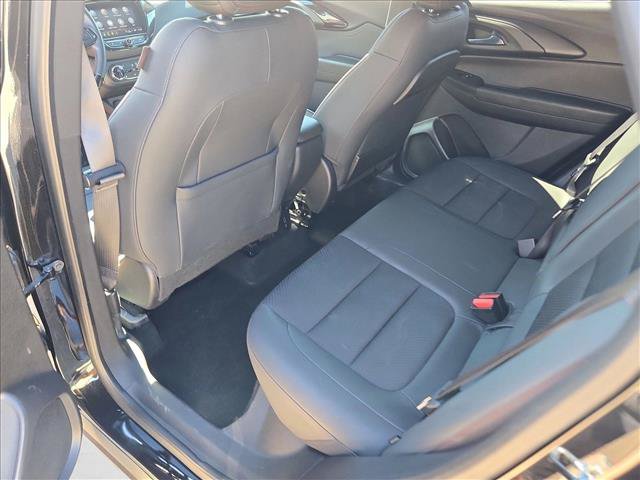 Used 2021 Chevrolet TrailBlazer RS w/ Technology Package FWD image 17