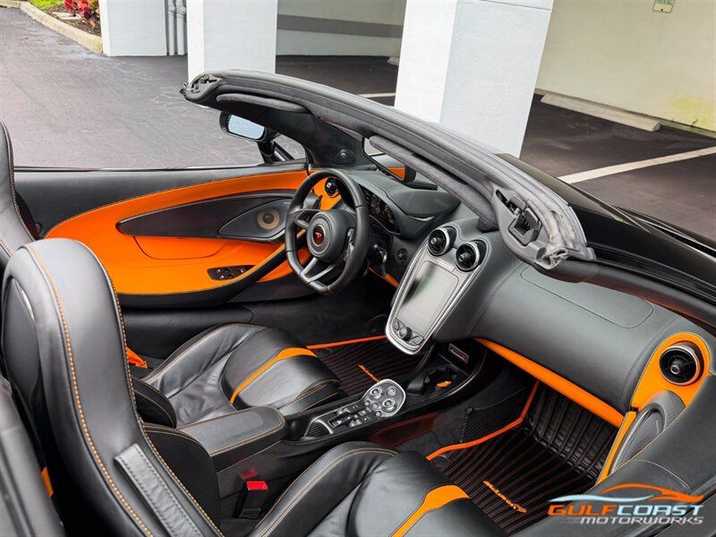 Used 2018 McLaren 570S Spider RWD image 25