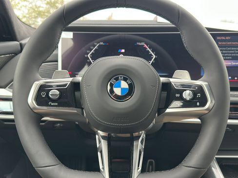 New 2026 BMW 740i image 17