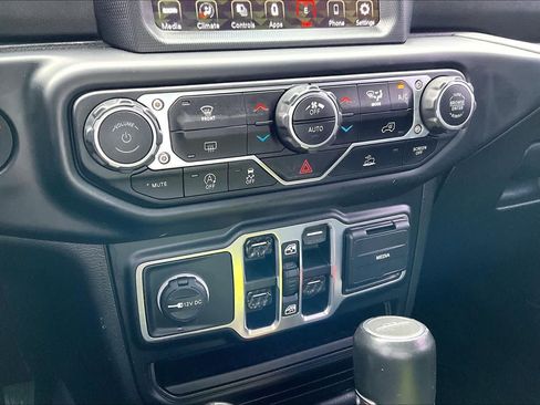 Used 2021 Jeep Gladiator Overland AWD/4WD image 33