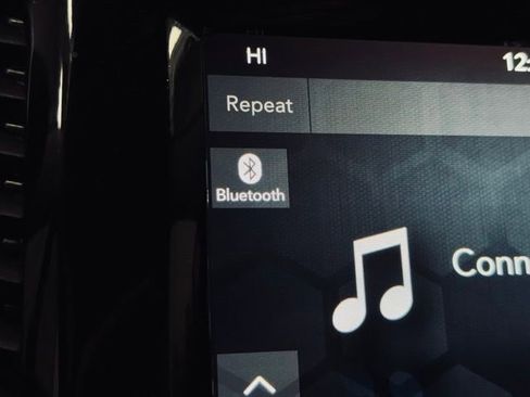 Used 2022 Jeep Cherokee Limited image 38