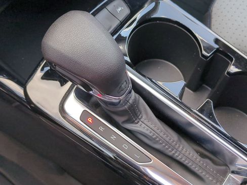 Certified 2024 Chevrolet Trax LT w/ Driver Confidence Package image 16