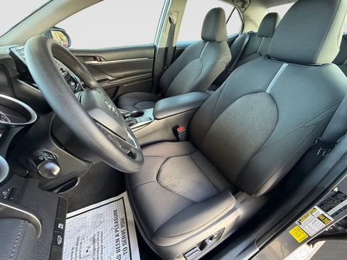 Used 2024 Toyota Camry LE image 11