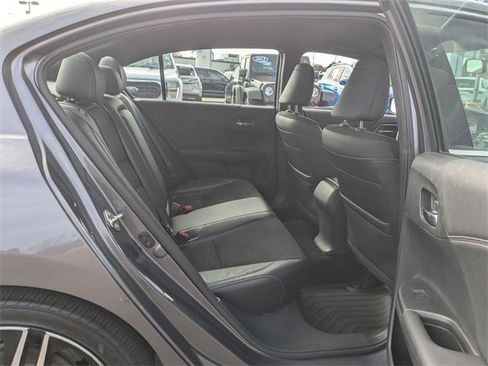 Used 2016 Honda Accord Sport image 23
