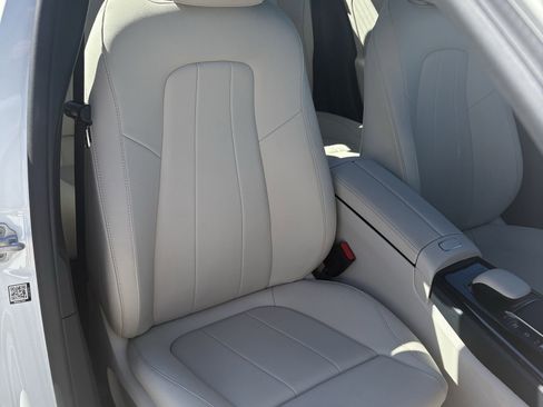 Used 2021 Mercedes-Benz A 220 A 220 image 14