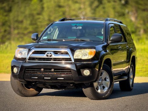Used 2007 Toyota 4Runner Sport AWD/4WD image 1