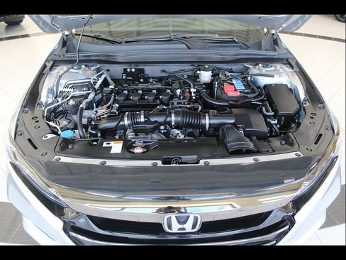 Certified 2022 Honda Accord Sport image 32