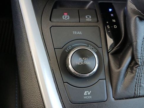 Used 2024 Toyota RAV4 SE AWD/4WD image 24