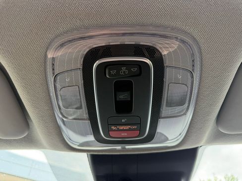 Used 2024 Hyundai Elantra SEL w/ Convenience Package image 17