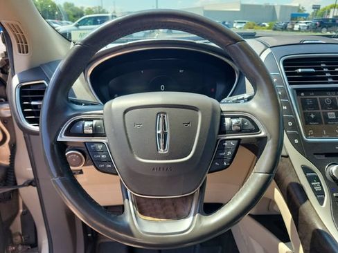 Used 2019 Lincoln Nautilus Reserve w/ Ultimate Package AWD/4WD image 32