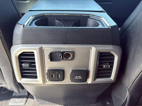 Used 2018 Ford F150 Lariat AWD/4WD image 39