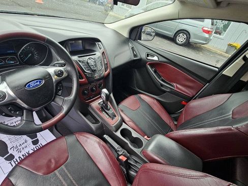 Used 2012 Ford Focus SE FWD image 11