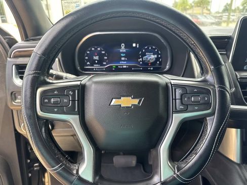 Used 2023 Chevrolet Suburban LT AWD/4WD image 21