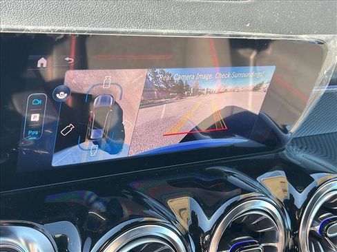 New 2026 Mercedes-Benz GLB 250 4MATIC image 13