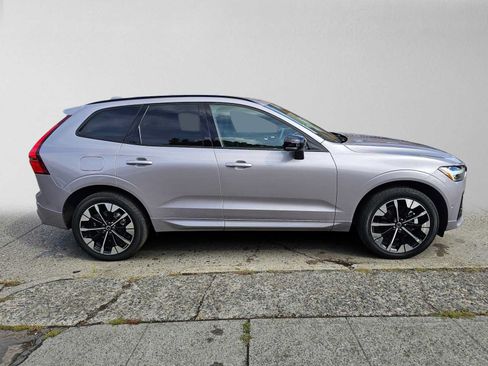 Used 2026 Volvo XC60 B5 Plus w/ Protection Package Premier AWD/4WD image 2
