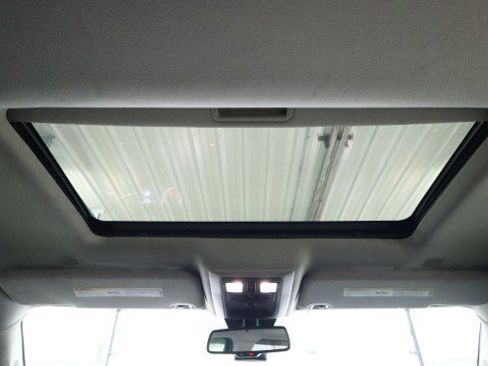 Used 2018 RAM 1500 Sport image 12