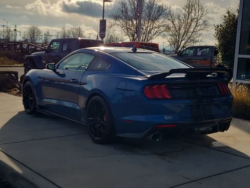 Used 2020 Ford Mustang Shelby GT500 w/ Technology Package image 12