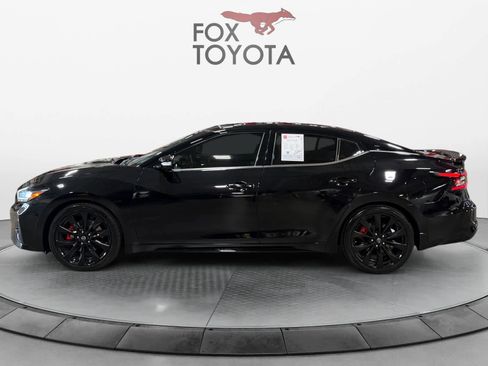Used 2023 Nissan Maxima SR w/ Sport Mat Group FWD image 3