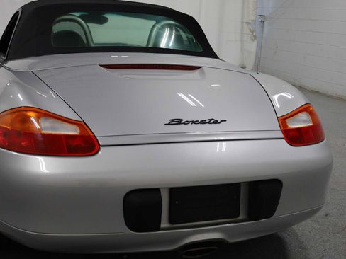 Used 2000 Porsche Boxster RWD image 8