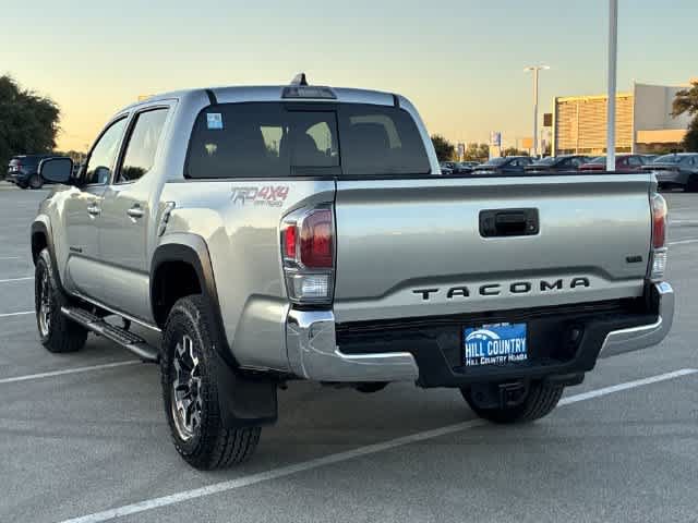 Used 2022 Toyota Tacoma TRD Off-Road AWD/4WD image 4