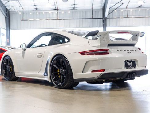 Used 2018 Porsche 911 GT3 image 4