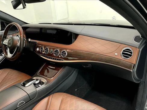 Used 2018 Mercedes-Benz S 560 4MATIC Sedan image 11