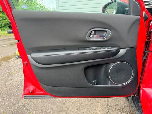 Used 2016 Honda HR-V EX image 22