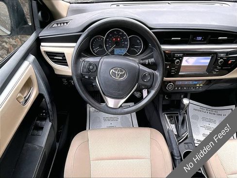 Used 2014 Toyota Corolla LE FWD image 5