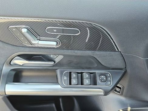 New 2025 Mercedes-Benz GLA 35 AMG 4MATIC image 21