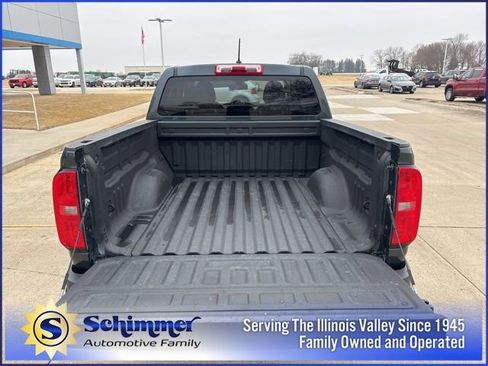 Used 2017 Chevrolet Colorado W/T image 16