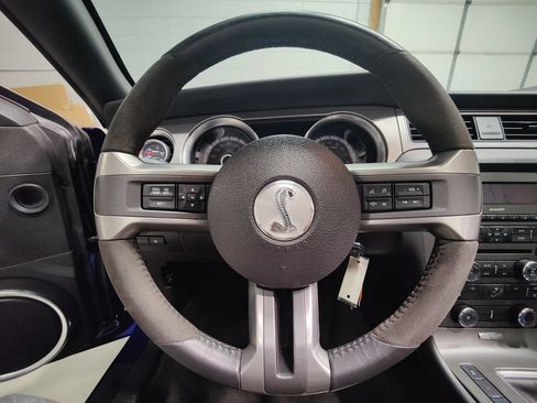 Used 2013 Ford Mustang Shelby GT500 RWD image 58
