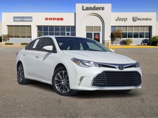 Used 2018 Toyota Avalon XLE Premium video 1