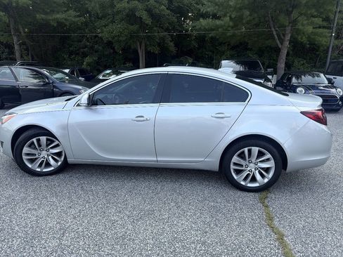 Used 2015 Buick Regal Premium w/ Experience Buick Package AWD/4WD image 11