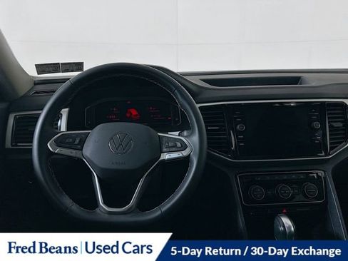 Used 2023 Volkswagen Atlas SE image 22