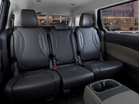 New 2026 Kia Carnival EX FWD image 16