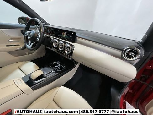 Used 2021 Mercedes-Benz CLA 250 CLA 250 image 21