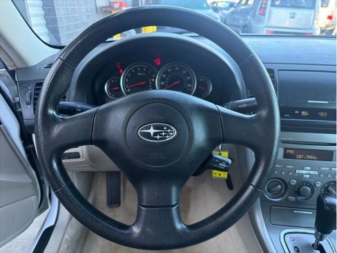 Used 2007 Subaru Legacy 2.5i AWD/4WD image 14