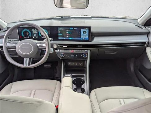 Certified 2025 Hyundai Sonata SEL image 16