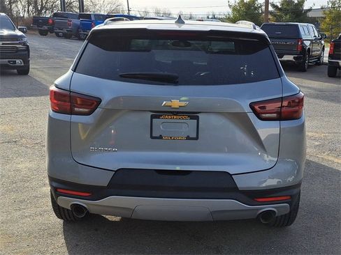 Used 2024 Chevrolet Blazer LT image 4