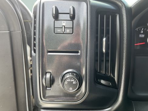 Used 2017 Chevrolet Silverado 2500 W/T w/ Snow Plow Prep Package AWD/4WD image 16