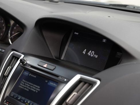 Used 2018 Acura TLX FWD image 22