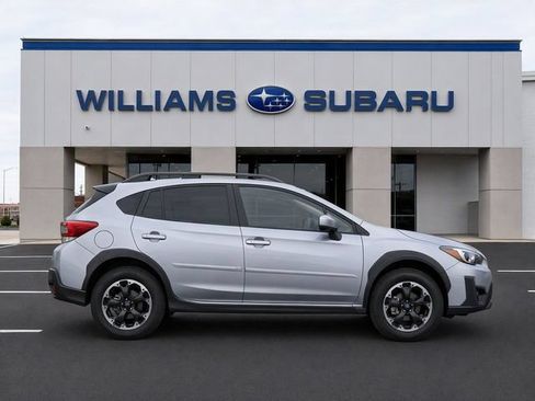 Used 2021 Subaru Crosstrek 2.0i Premium AWD/4WD image 9