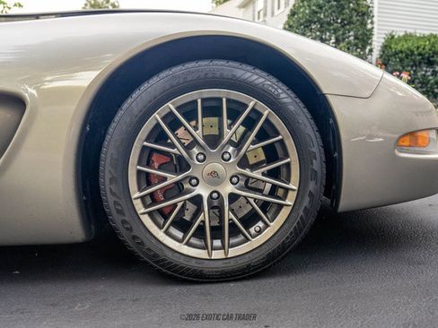 Used 2000 Chevrolet Corvette Coupe RWD image 76