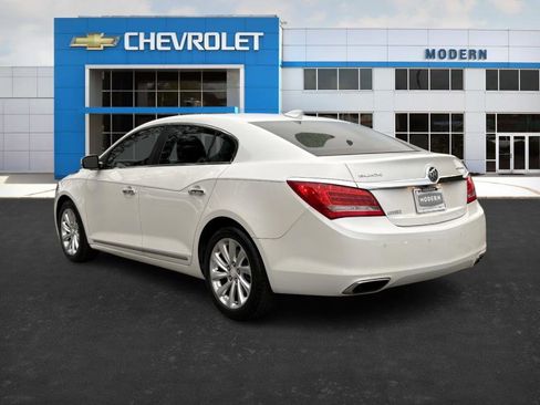Used 2015 Buick LaCrosse Leather image 3