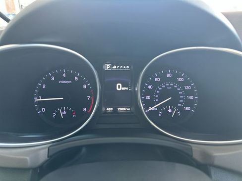 Used 2019 Hyundai Santa Fe Limited image 16