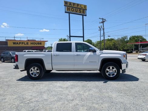 Used 2014 GMC Sierra 1500 SLT w/ Suspension Package, Off-Road image 5