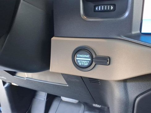 Used 2025 Ford Bronco Big Bend AWD/4WD image 9