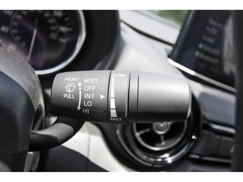 New 2026 MAZDA MX-5 Miata Club w/ Interior Package RWD image 16