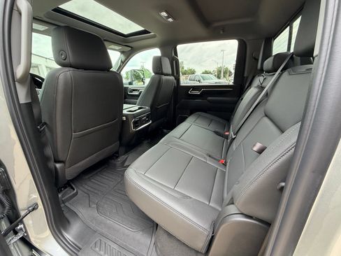 New 2026 GMC Sierra 2500 SLT w/ SLT Premium Package AWD/4WD image 24