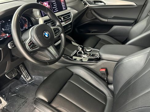 Used 2023 BMW X4 xDrive30i w/ M Sport Package image 4
